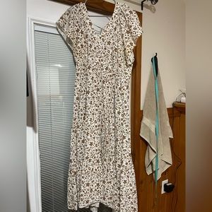 BRAND NEW, NEVER WORN! This came from Old Navy and is very flattering!